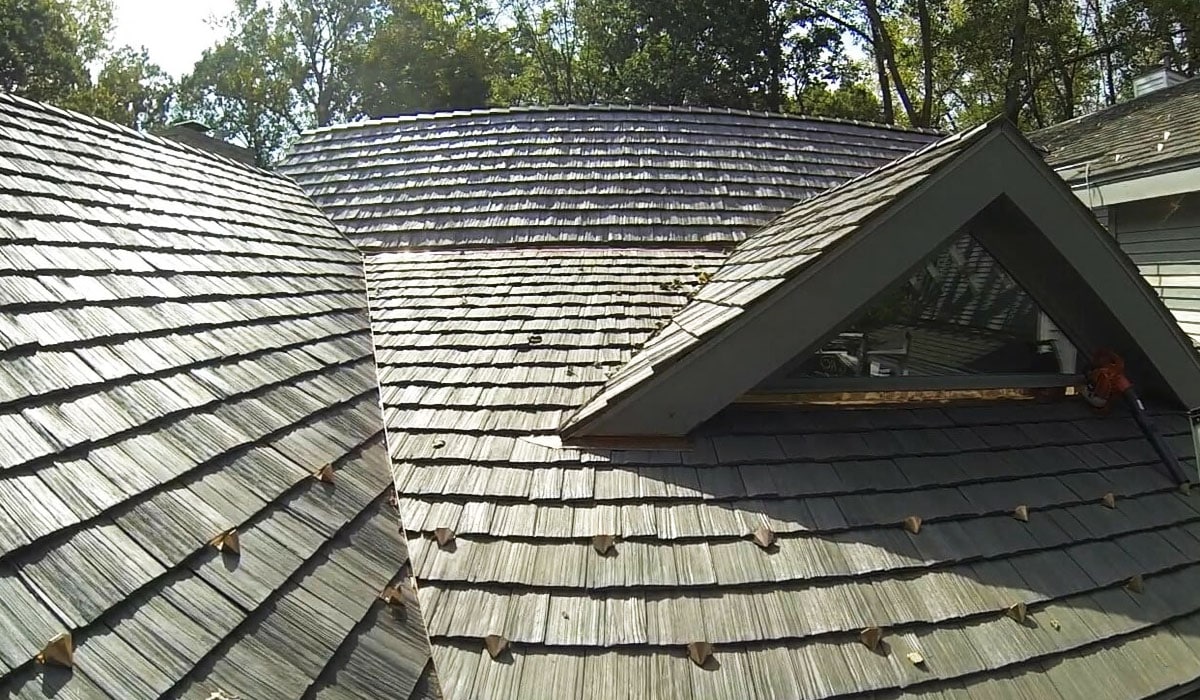cedar shakes roofing